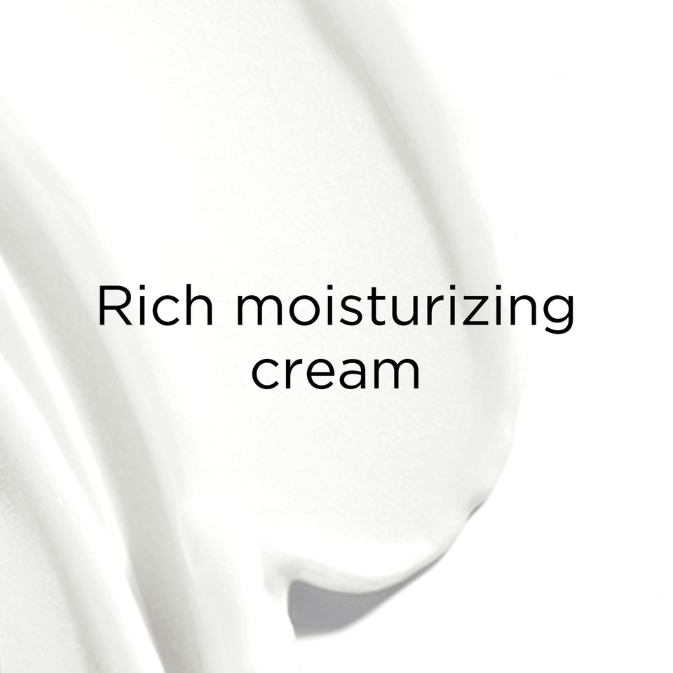 Elizabeth Arden Visible Difference rich moisturizing cream, shown as a smooth, thick white cream with a soft creamy texture.